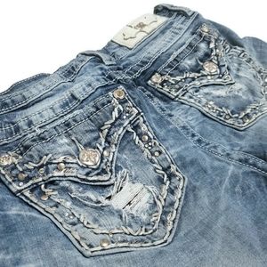 Miss Me Signature Short Distressed Bling Size 28